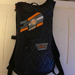 Moose racing hydration pack